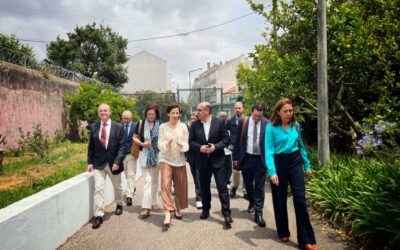 Comissária Europeia visita projeto de inclusão juvenil apoiado pelo Lisboa 2030